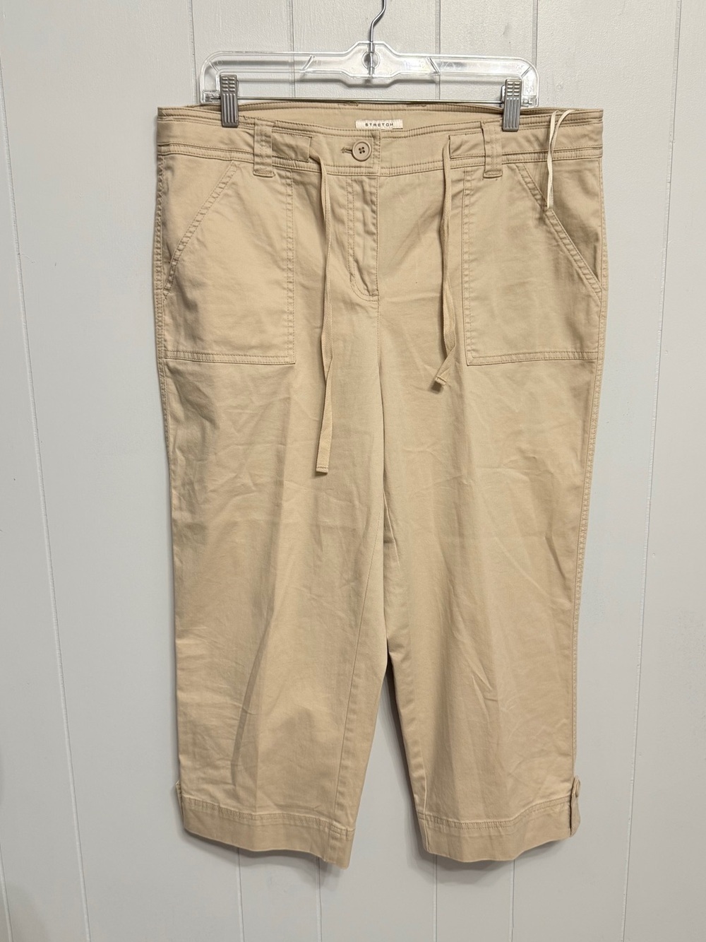 #6) Jones New York Neutral Beige Casual crop Pants